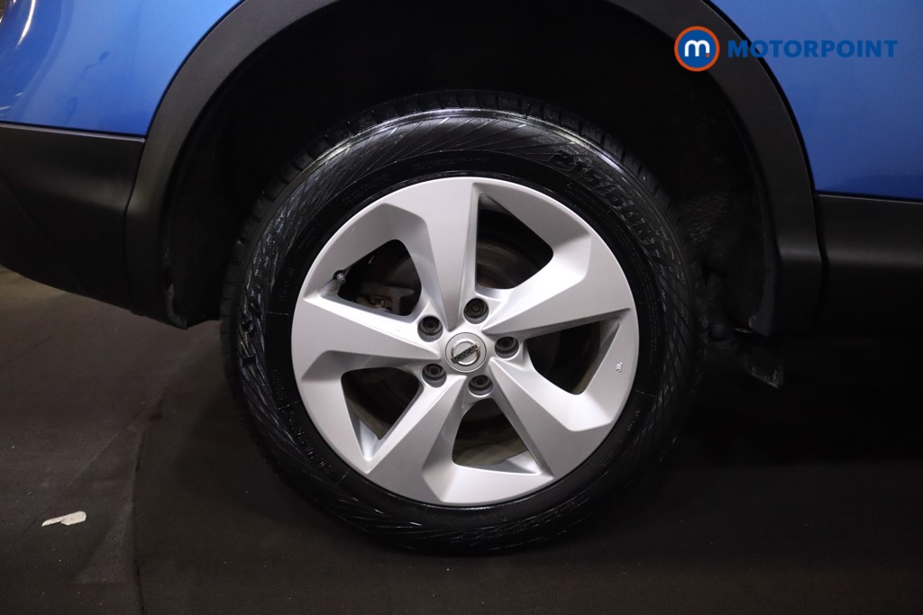 Nissan Qashqai Acenta Premium Manual Diesel SUV - Stock Number (1575463) - 28th supplementary image