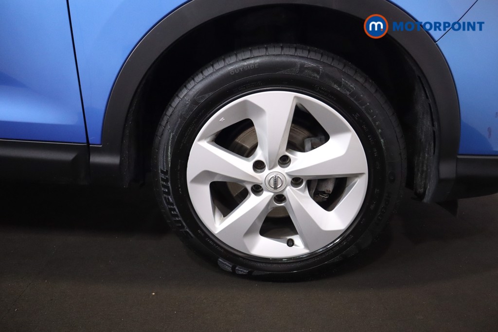 Nissan Qashqai Acenta Premium Manual Diesel SUV - Stock Number (1575463) - 31st supplementary image