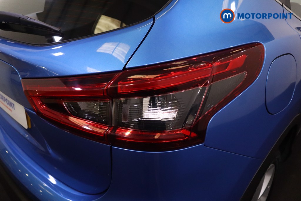 Nissan Qashqai Acenta Premium Manual Diesel SUV - Stock Number (1575463) - 34th supplementary image
