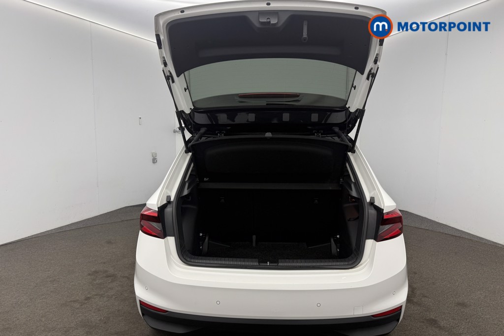 Skoda Fabia Colour Edition Manual Petrol Hatchback - Stock Number (1575676) - 19th supplementary image