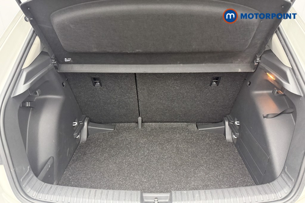 Skoda Fabia Colour Edition Manual Petrol Hatchback - Stock Number (1575676) - 20th supplementary image