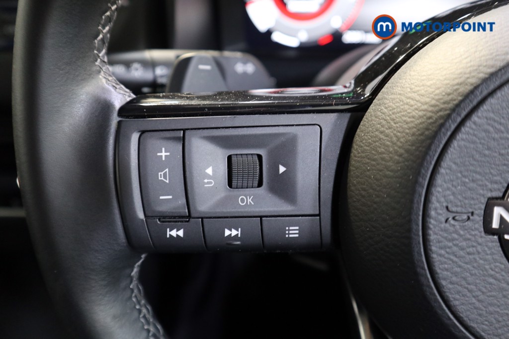 Nissan Qashqai N-Connecta Automatic Petrol SUV - Stock Number (1575728) - 3rd supplementary image