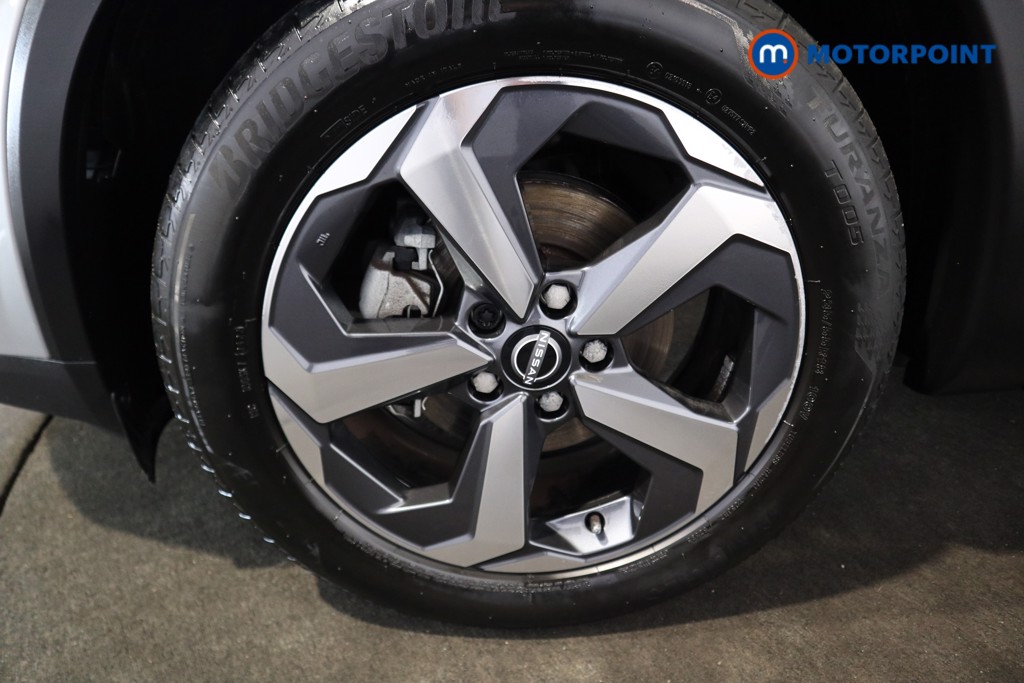 Nissan Qashqai N-Connecta Automatic Petrol SUV - Stock Number (1575728) - 16th supplementary image