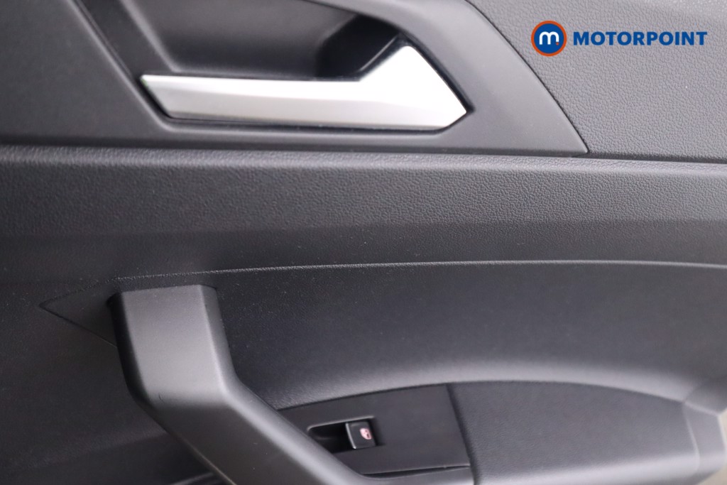 Volkswagen Polo R-Line Manual Petrol Hatchback - Stock Number (1575829) - 16th supplementary image