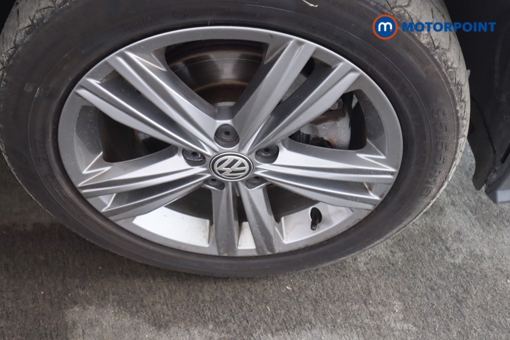 Volkswagen Polo R-Line Manual Petrol Hatchback - Stock Number (1575829) - 26th supplementary image