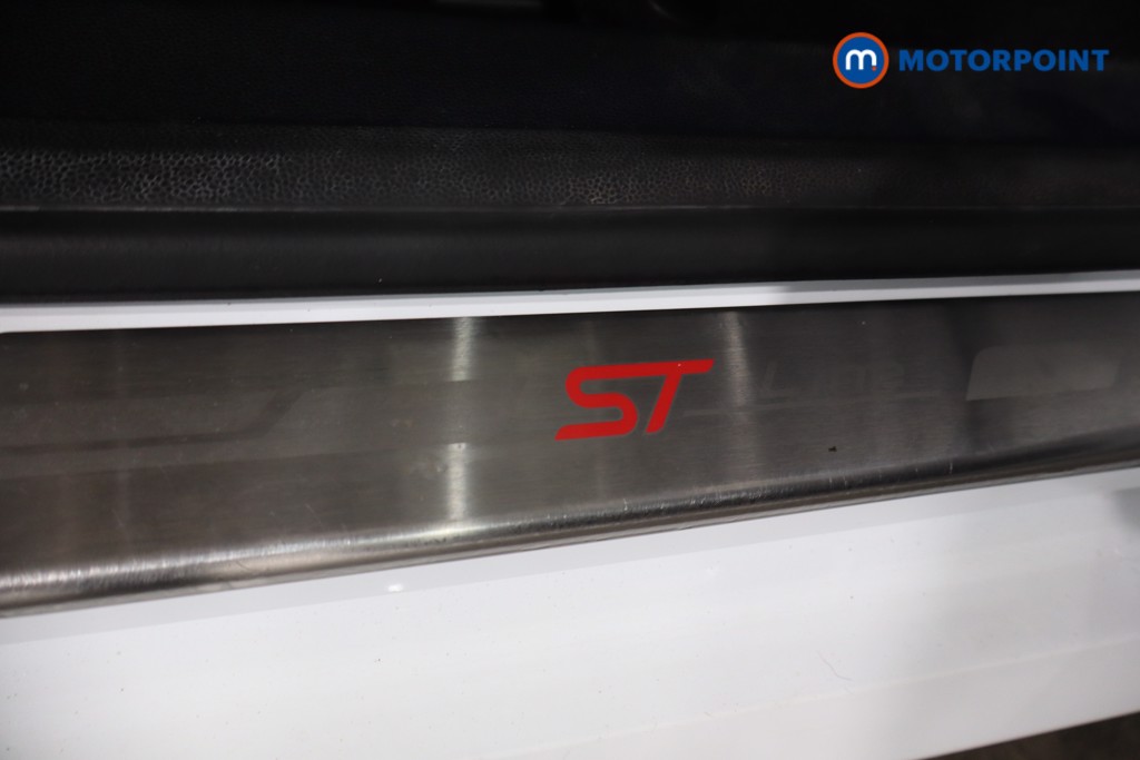 Ford Ecosport St-Line Manual Petrol SUV - Stock Number (1575957) - 19th supplementary image