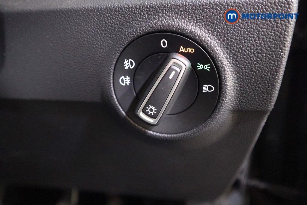 Volkswagen T-Roc Black Edition Automatic Petrol SUV - Stock Number (1575960) - 9th supplementary image