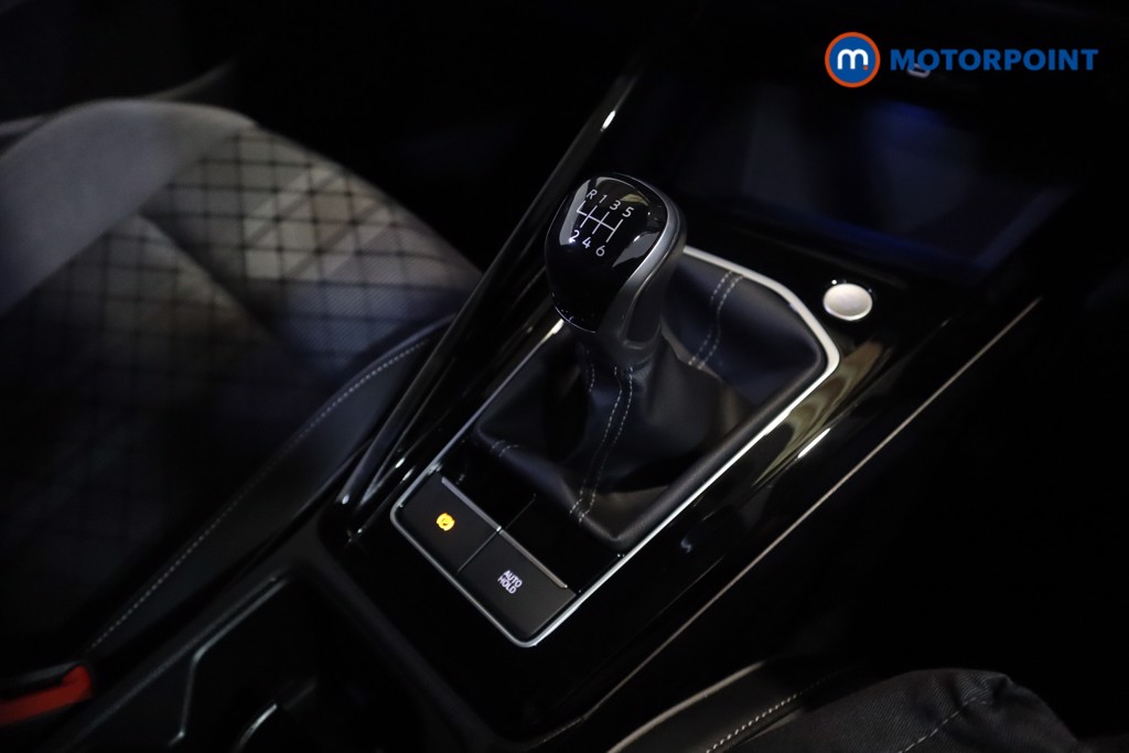 Volkswagen Golf R-Line Manual Petrol Hatchback - Stock Number (1575967) - 20th supplementary image