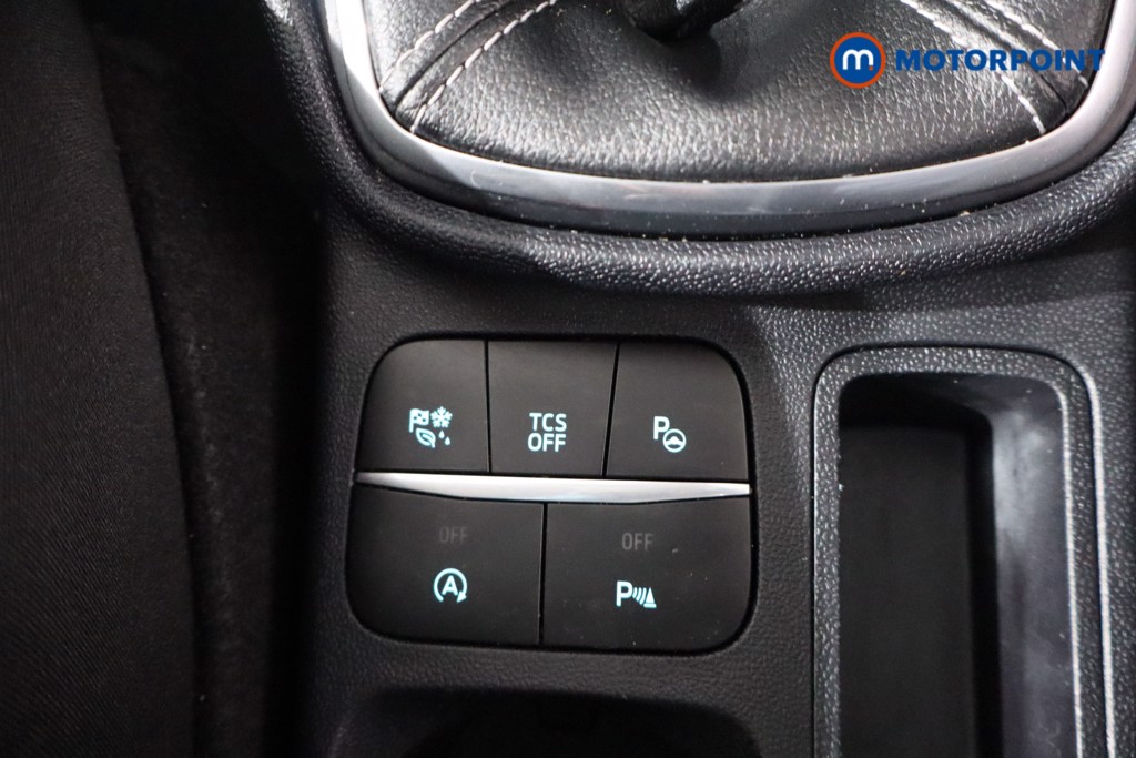 Ford Fiesta Titanium Manual Petrol Hatchback - Stock Number (1576558) - 20th supplementary image