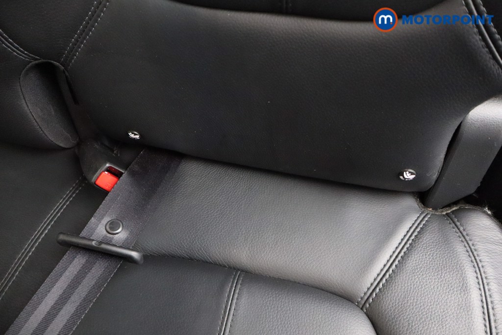 Renault Captur Gt Line Manual Petrol SUV - Stock Number (1576599) - 21st supplementary image