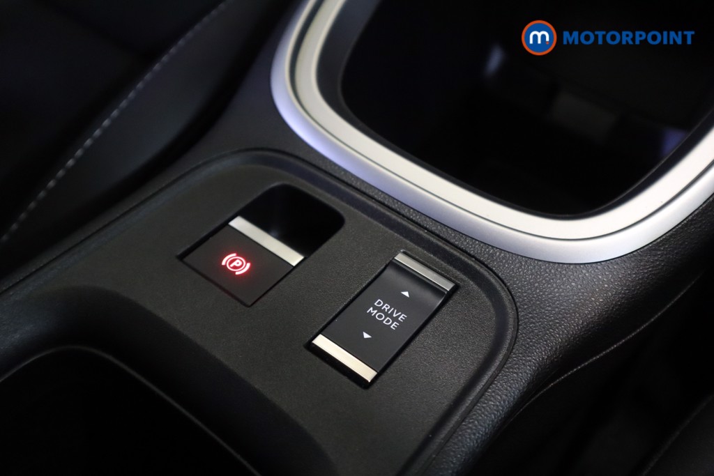 Jeep Avenger Altitude Automatic Petrol-Electric Hybrid SUV - Stock Number (1576605) - 22nd supplementary image