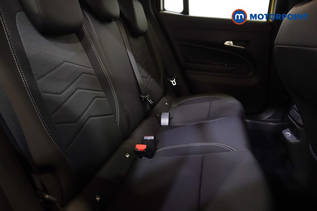 Jeep Avenger Altitude Automatic Petrol-Electric Hybrid SUV - Stock Number (1576605) - 27th supplementary image