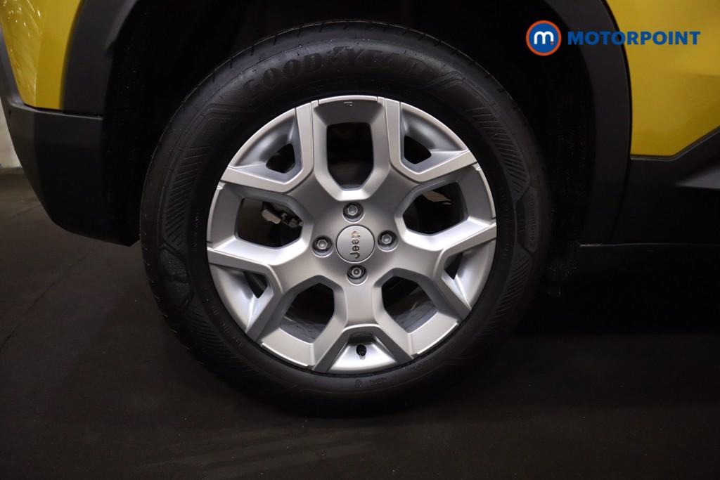 Jeep Avenger Altitude Automatic Petrol-Electric Hybrid SUV - Stock Number (1576605) - 32nd supplementary image
