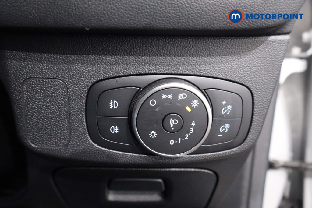 Ford Focus Titanium Manual Petrol Hatchback - Stock Number (1576673) - 24th supplementary image
