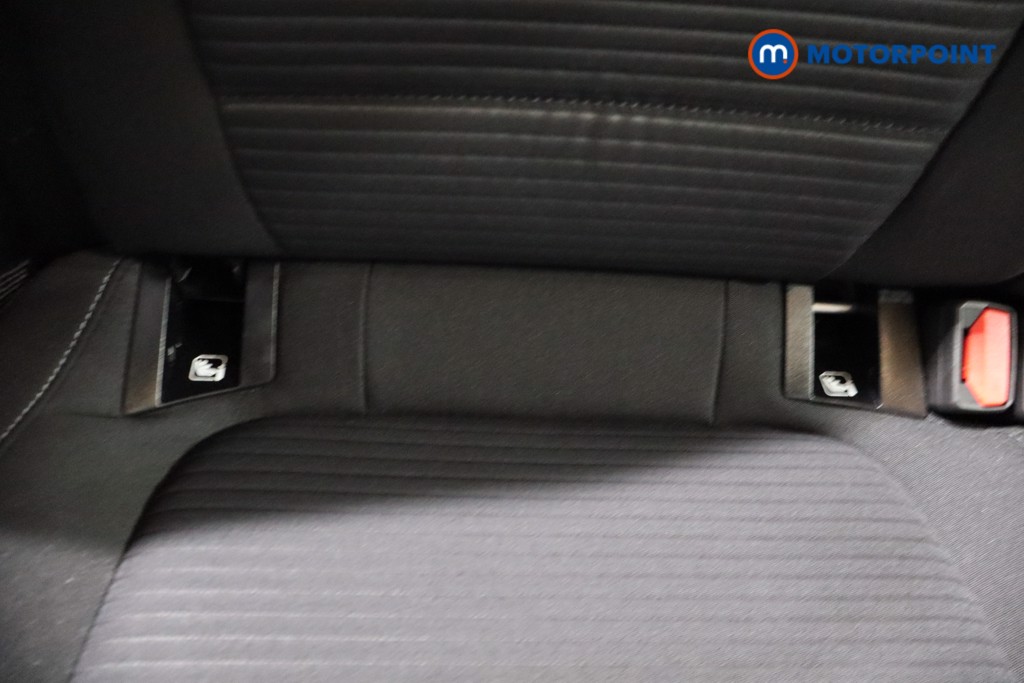Ford Focus Titanium Manual Petrol Hatchback - Stock Number (1576673) - 28th supplementary image