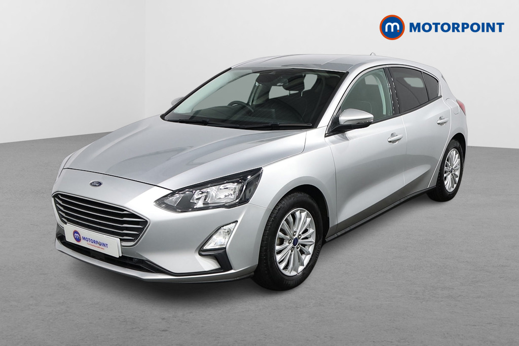Ford Focus Titanium Manual Petrol Hatchback - Stock Number (1576673) - Passenger side front corner