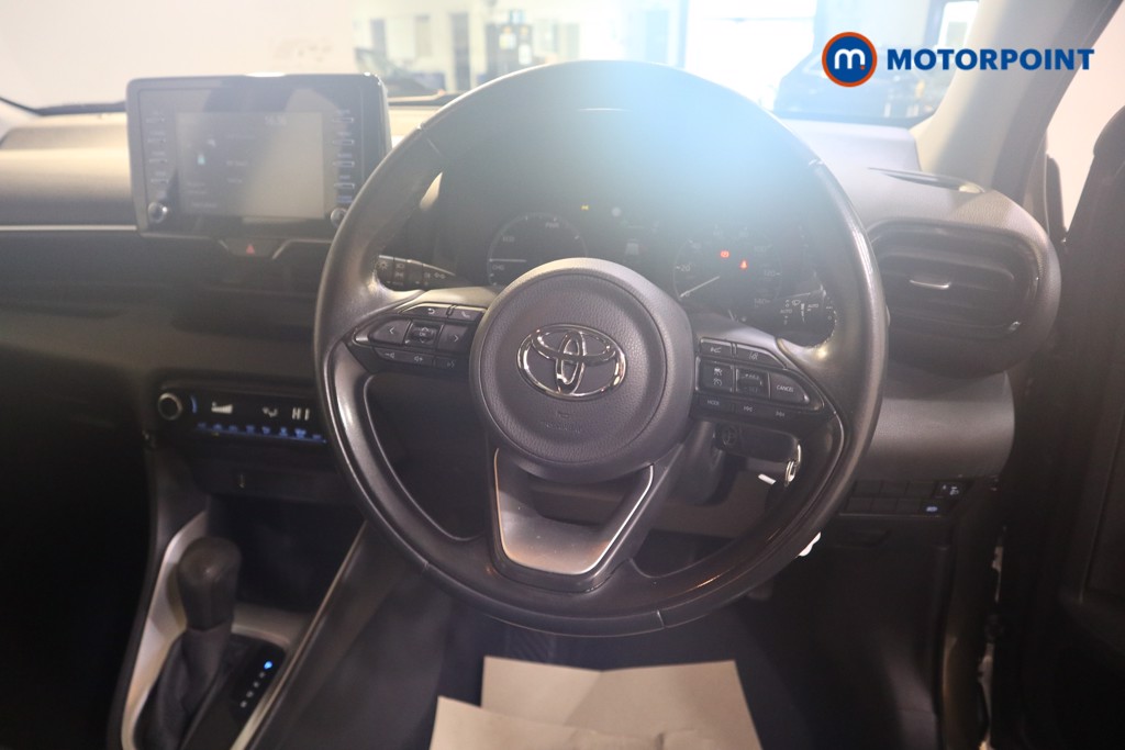 Toyota Yaris Icon Automatic Petrol-Electric Hybrid Hatchback - Stock Number (1576789) - 2nd supplementary image