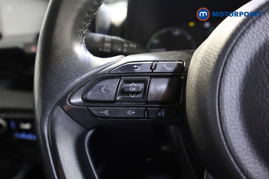 Toyota Yaris Icon Automatic Petrol-Electric Hybrid Hatchback - Stock Number (1576789) - 4th supplementary image