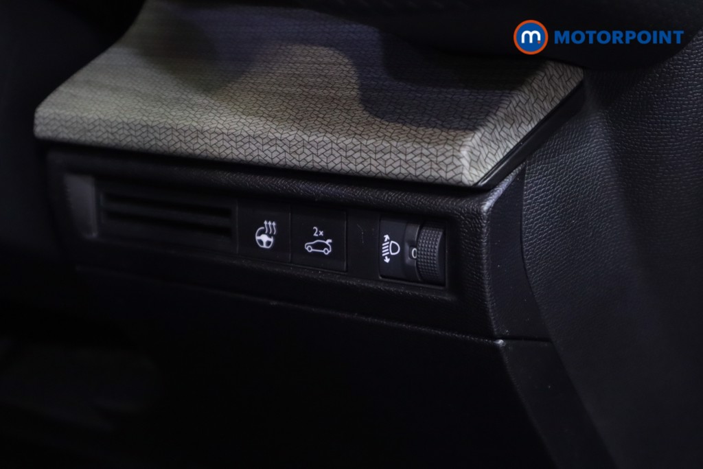 Citroen C5 X Shine Plus Automatic Petrol Hatchback - Stock Number (1577049) - 4th supplementary image