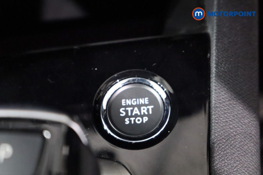 Peugeot 3008 Allure Premium-Plus Automatic Diesel SUV - Stock Number (1577130) - 13th supplementary image