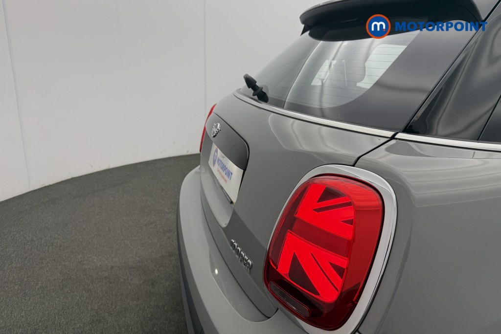 Mini Hatchback Cooper Classic Manual Petrol Hatchback - Stock Number (1577189) - 23rd supplementary image