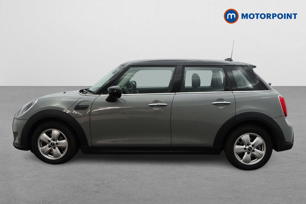 Mini Hatchback Cooper Classic Manual Petrol Hatchback - Stock Number (1577189) - Passenger side