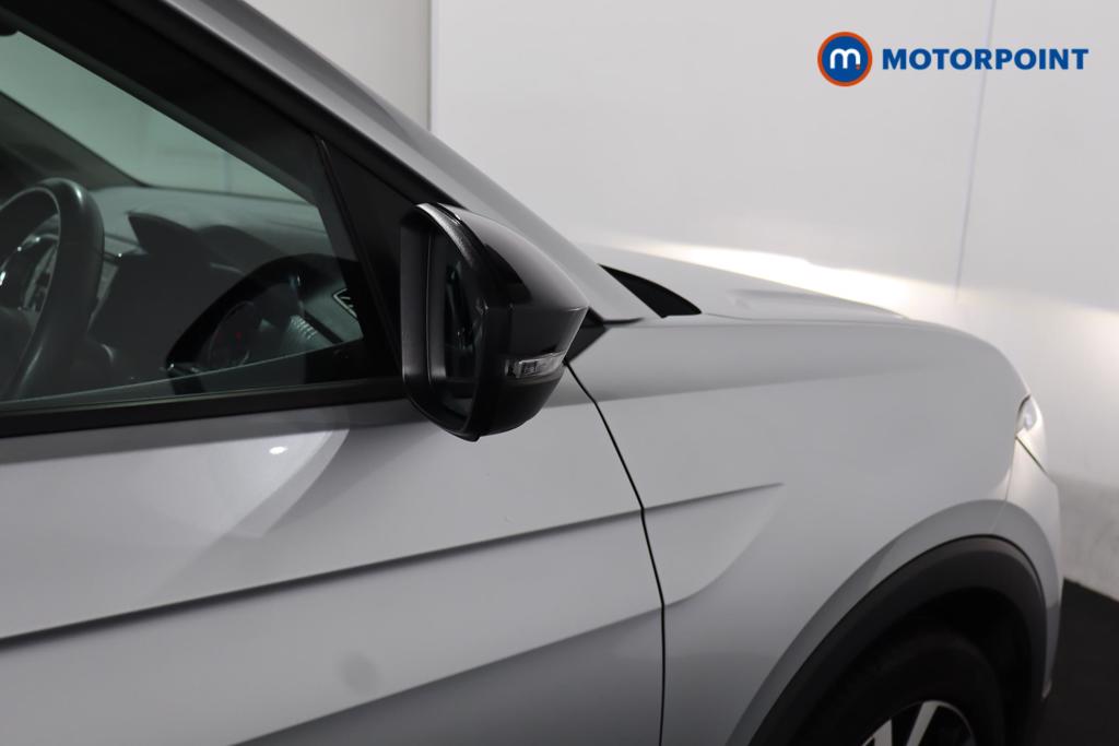 Volkswagen T-Cross Black Edition Manual Petrol SUV - Stock Number (1577197) - 14th supplementary image