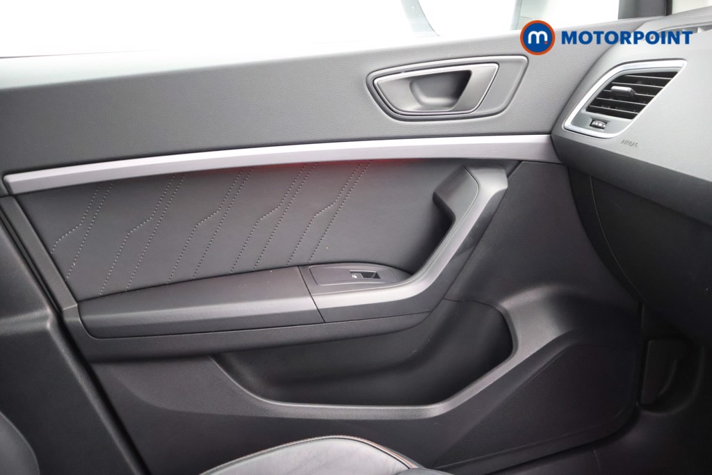 Seat Ateca Fr Sport Manual Diesel SUV - Stock Number (1577199) - 8th supplementary image