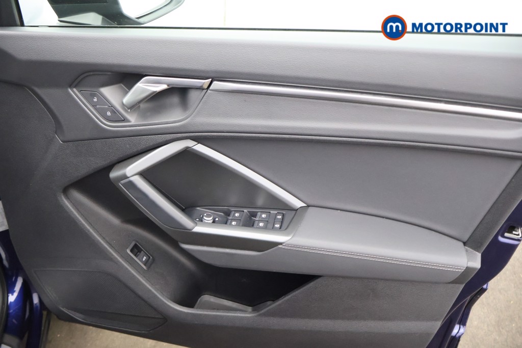 Audi Q3 Black Edition Automatic Petrol SUV - Stock Number (1577220) - 7th supplementary image