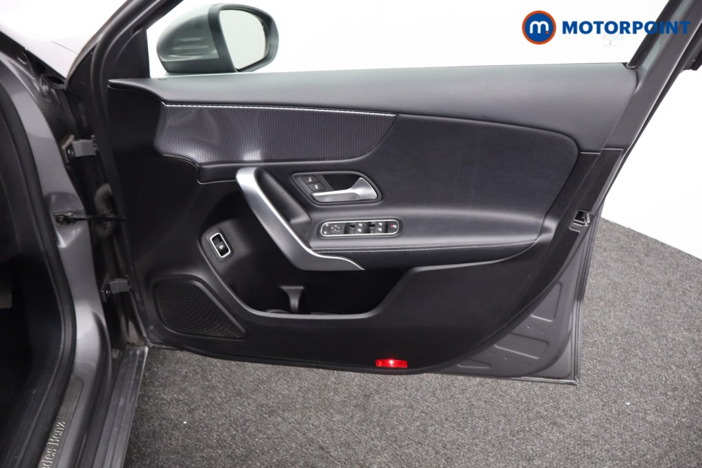 Mercedes-Benz A Class Sport Automatic Petrol Saloon - Stock Number (1577394) - 16th supplementary image