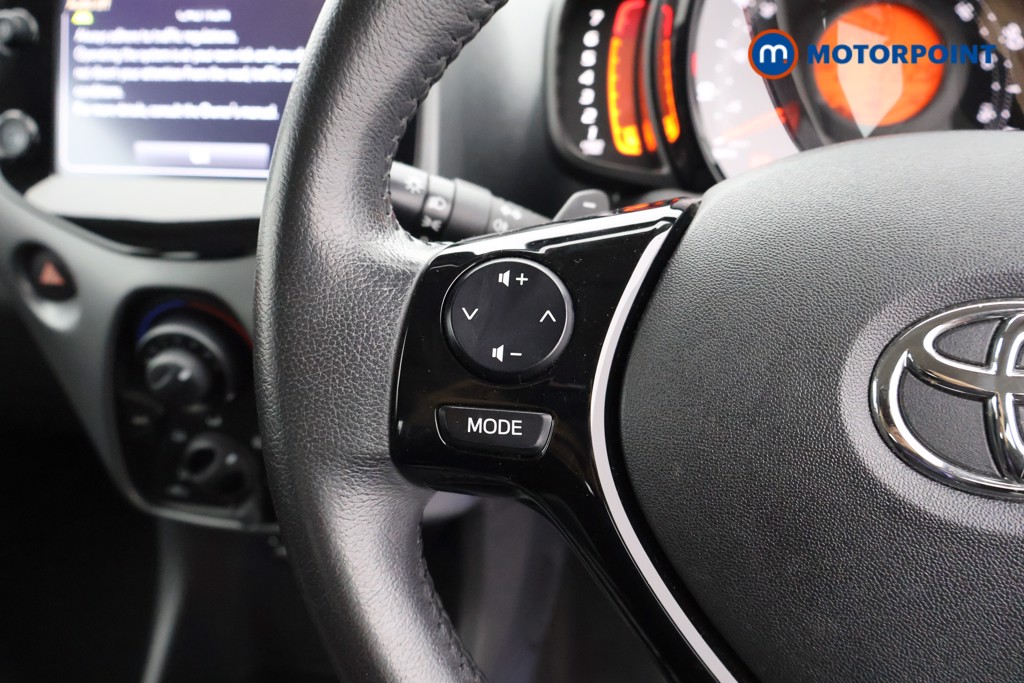 Toyota Aygo X-Play Automatic Petrol Hatchback - Stock Number (1577563) - 2nd supplementary image