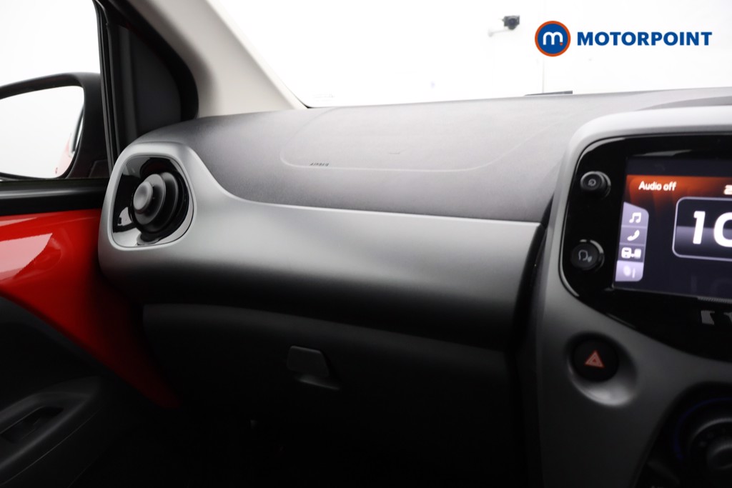 Toyota Aygo X-Play Automatic Petrol Hatchback - Stock Number (1577563) - 7th supplementary image