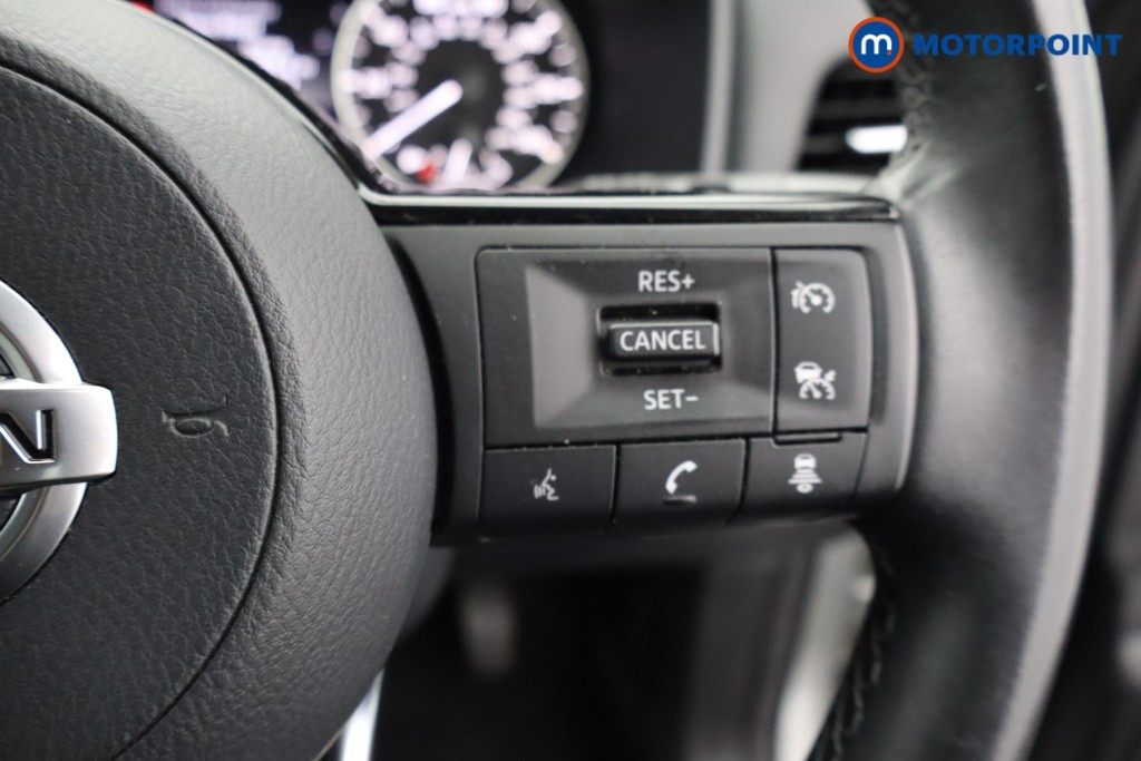 Nissan Qashqai N-Connecta Manual Petrol SUV - Stock Number (1577701) - 14th supplementary image