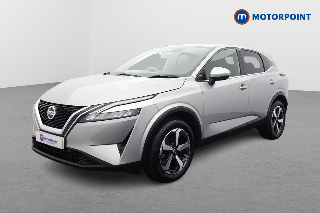 Nissan Qashqai N-Connecta Manual Petrol SUV - Stock Number (1577701) - Passenger side front corner