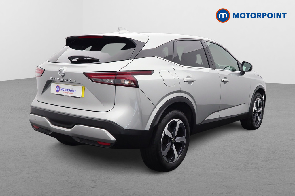 Nissan Qashqai N-Connecta Manual Petrol SUV - Stock Number (1577701) - Drivers side rear corner