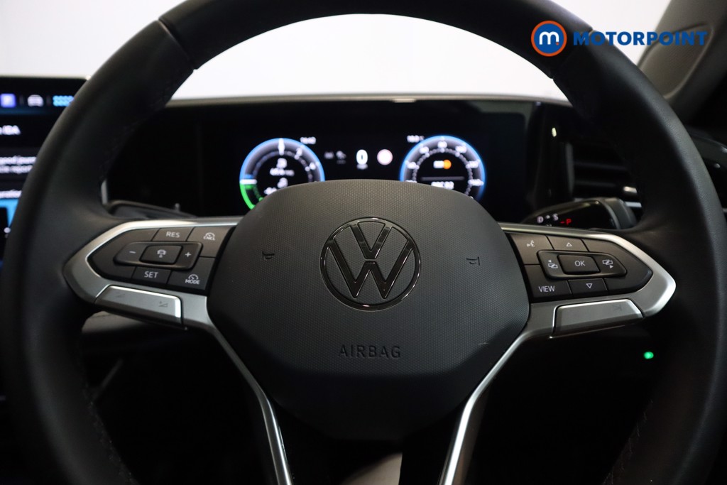 Volkswagen Passat Life Automatic Petrol Plug-In Hybrid Estate - Stock Number (1578393) - 10th supplementary image