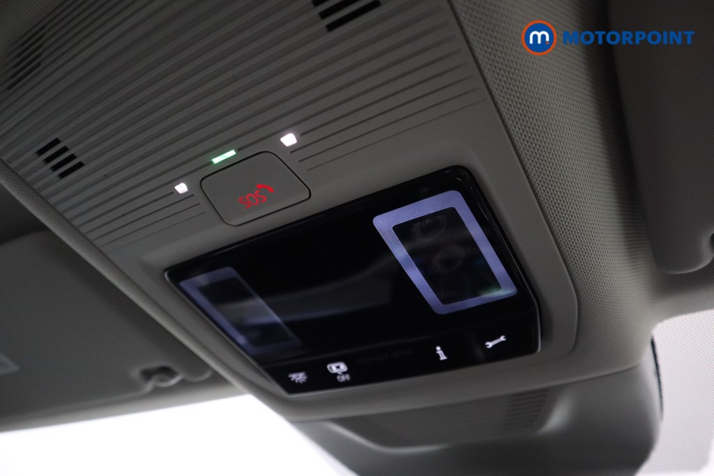 Volkswagen Passat Life Automatic Petrol Plug-In Hybrid Estate - Stock Number (1578393) - 24th supplementary image