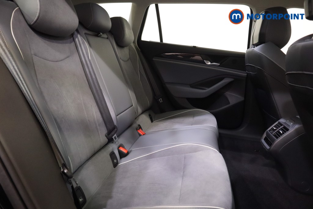 Volkswagen Passat Life Automatic Petrol Plug-In Hybrid Estate - Stock Number (1578393) - 25th supplementary image