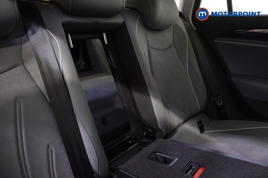 Volkswagen Passat Life Automatic Petrol Plug-In Hybrid Estate - Stock Number (1578393) - 28th supplementary image