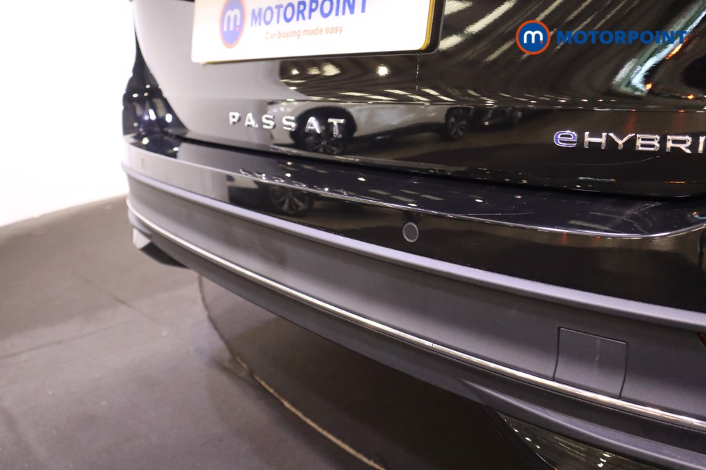 Volkswagen Passat Life Automatic Petrol Plug-In Hybrid Estate - Stock Number (1578393) - 40th supplementary image