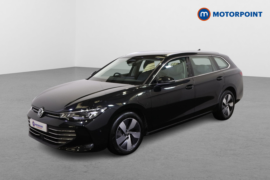 Volkswagen Passat Life Automatic Petrol Plug-In Hybrid Estate - Stock Number (1578393) - Passenger side front corner