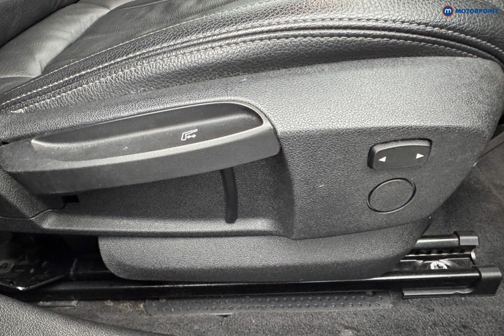 BMW 2 Series M Sport Manual Petrol Saloon - Stock Number (1528085) - 21st supplementary image