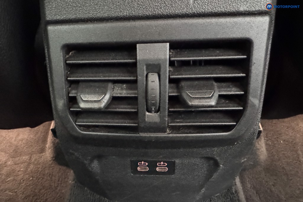 BMW 2 Series M Sport Manual Petrol Saloon - Stock Number (1528085) - 22nd supplementary image