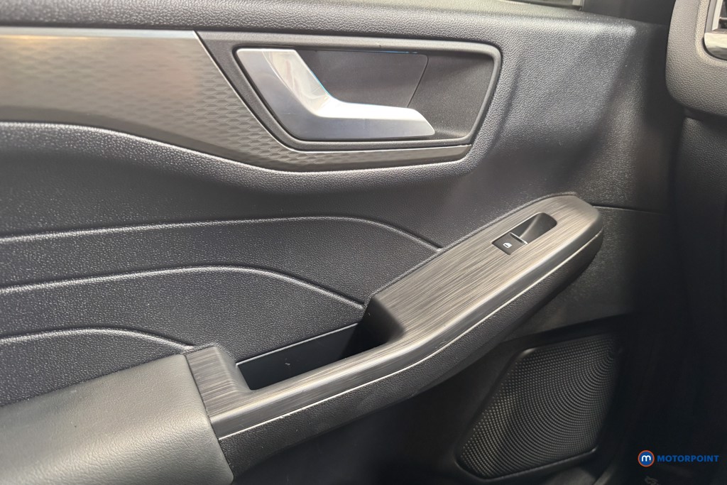 Ford Kuga Titanium Automatic Petrol Plug-In Hybrid SUV - Stock Number (1534368) - 3rd supplementary image