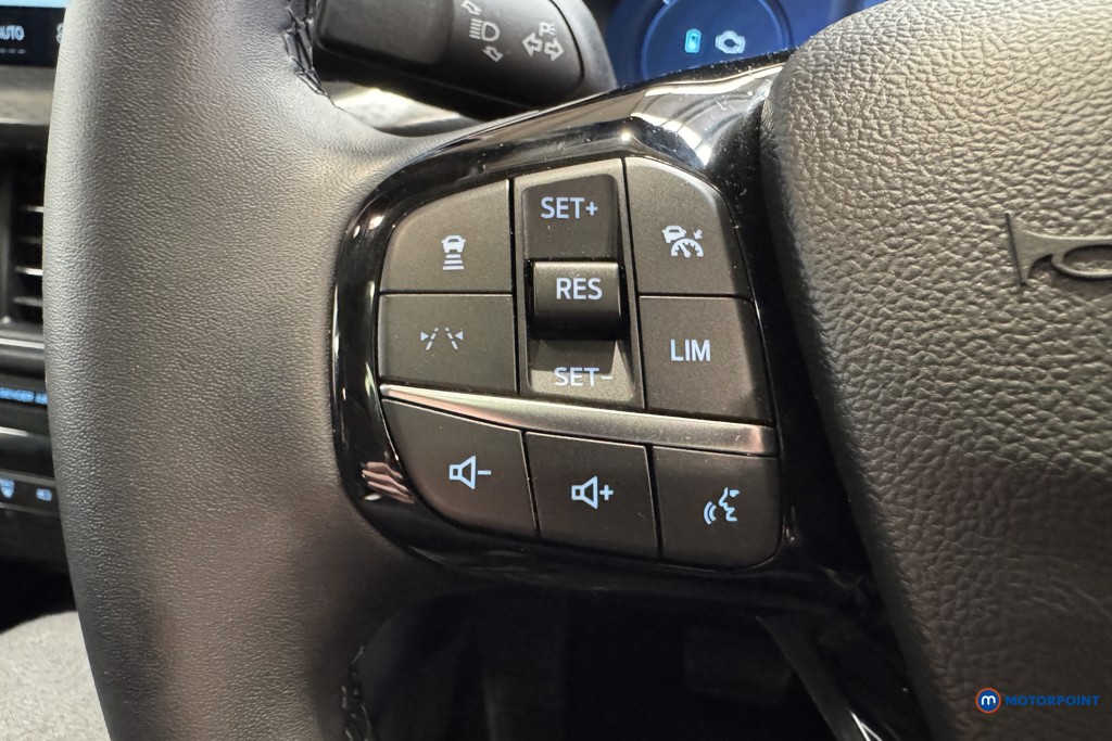 Ford Kuga Titanium Automatic Petrol Plug-In Hybrid SUV - Stock Number (1534368) - 7th supplementary image