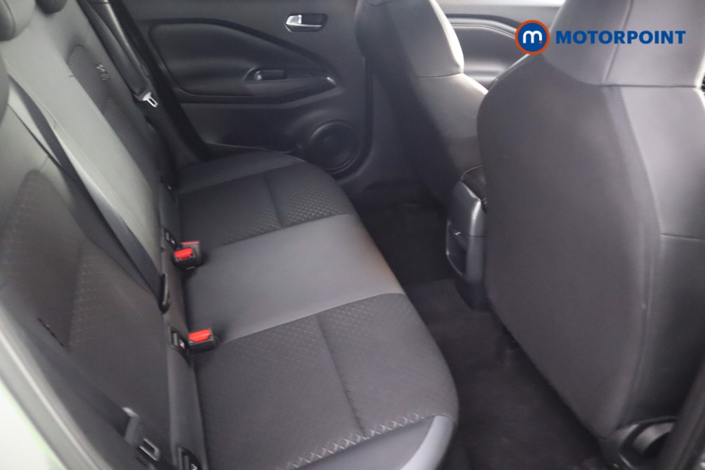 Nissan Juke N-Connecta Automatic Petrol SUV - Stock Number (1545556) - 15th supplementary image