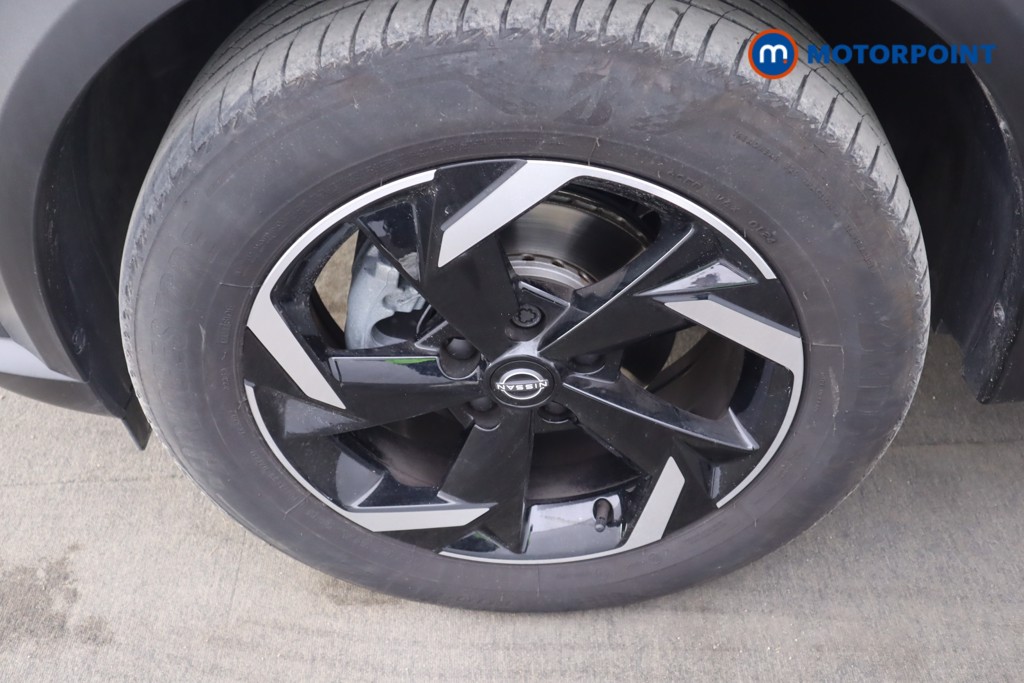 Nissan Juke N-Connecta Automatic Petrol SUV - Stock Number (1545556) - 27th supplementary image