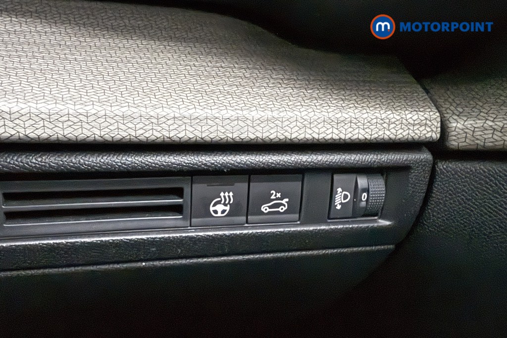 Citroen C5 X Shine Plus Automatic Petrol Hatchback - Stock Number (1561556) - 17th supplementary image