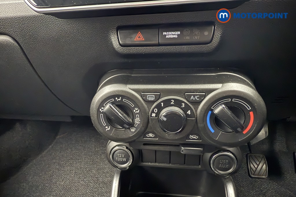 Suzuki Ignis Sz-T Manual Petrol-Electric Hybrid SUV - Stock Number (1563831) - 8th supplementary image