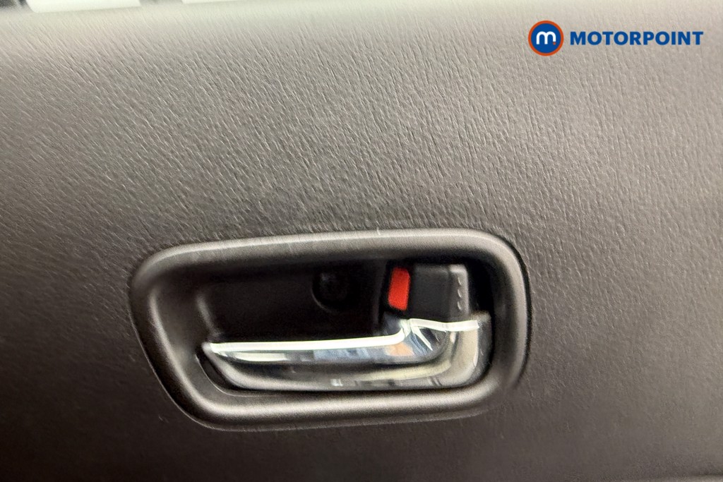 Suzuki Ignis Sz-T Manual Petrol-Electric Hybrid SUV - Stock Number (1563831) - 13th supplementary image